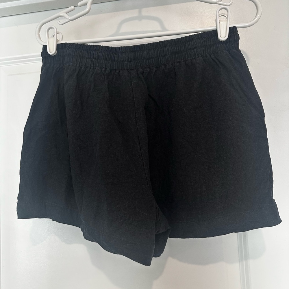 Splendid Black Linen Blend Drawstring Shorts | Small | GUC - Picture 3 of 5